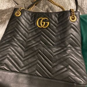 Authentic Gucci GG Marmont Nero Chevron Leather Shoulder Bag